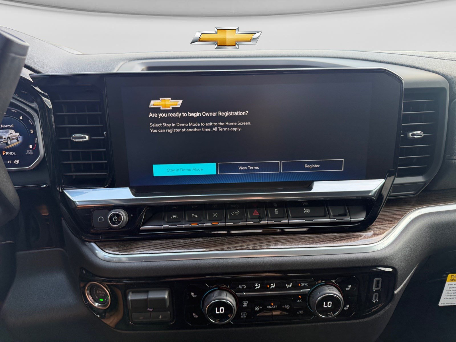 New 2026 Chevrolet Silverado 1500 LT w/ Safety Package RWD image 27