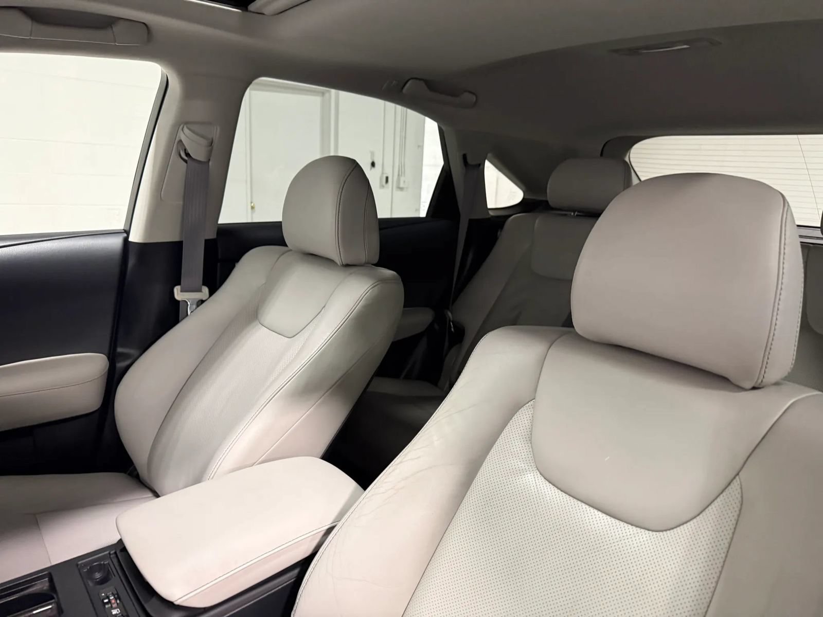Used 2013 Lexus RX 450h AWD w/ Navigation Pkg image 17