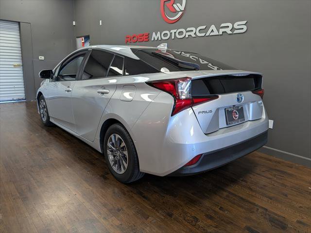 Used 2022 Toyota Prius L Eco image 8