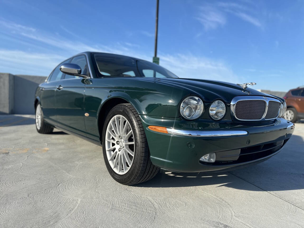 Used 2007 Jaguar XJ8 image 1