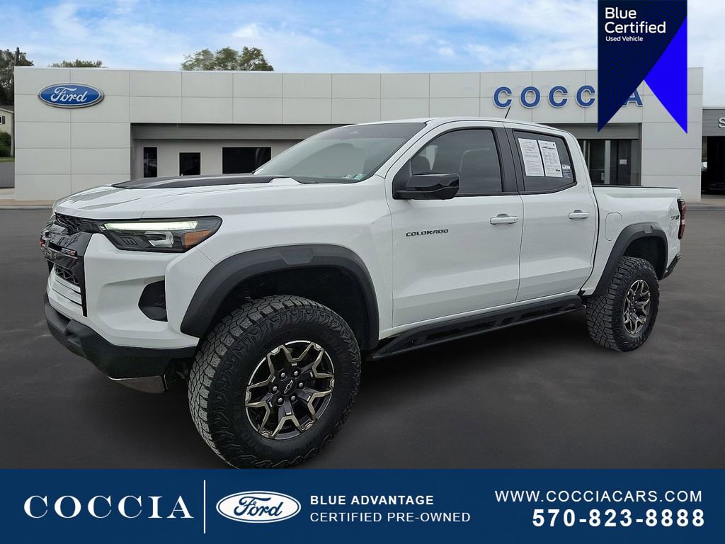 Used 2024 Chevrolet Colorado ZR2 w/ ZR2 Convenience Package III image 1