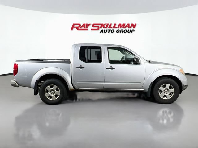 Used 2008 Nissan Frontier SE w/ SE Value Truck Pkg AWD/4WD image 8