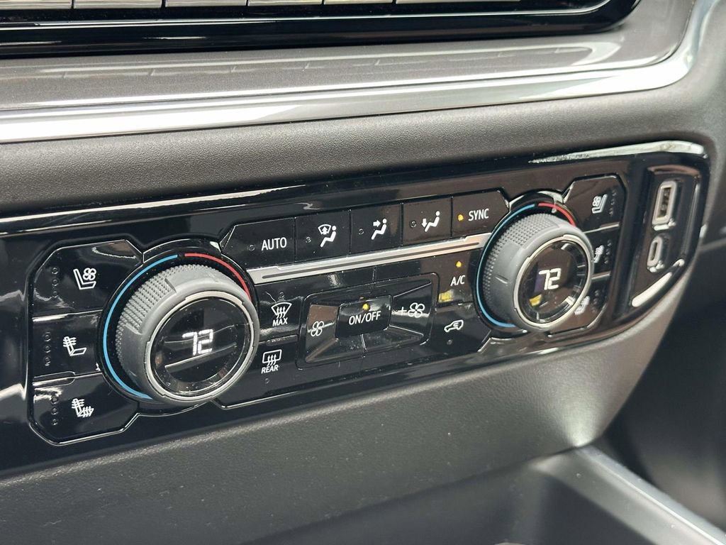 Used 2024 Chevrolet Silverado 2500 High Country image 22