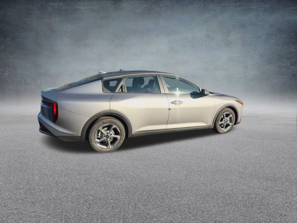 Used 2025 Kia K4 FWD image 26