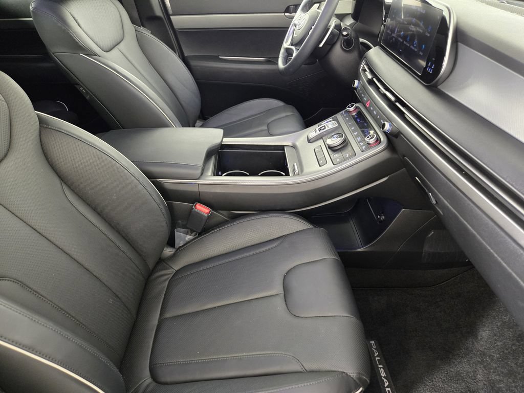 Used 2024 Hyundai Palisade XRT FWD image 16