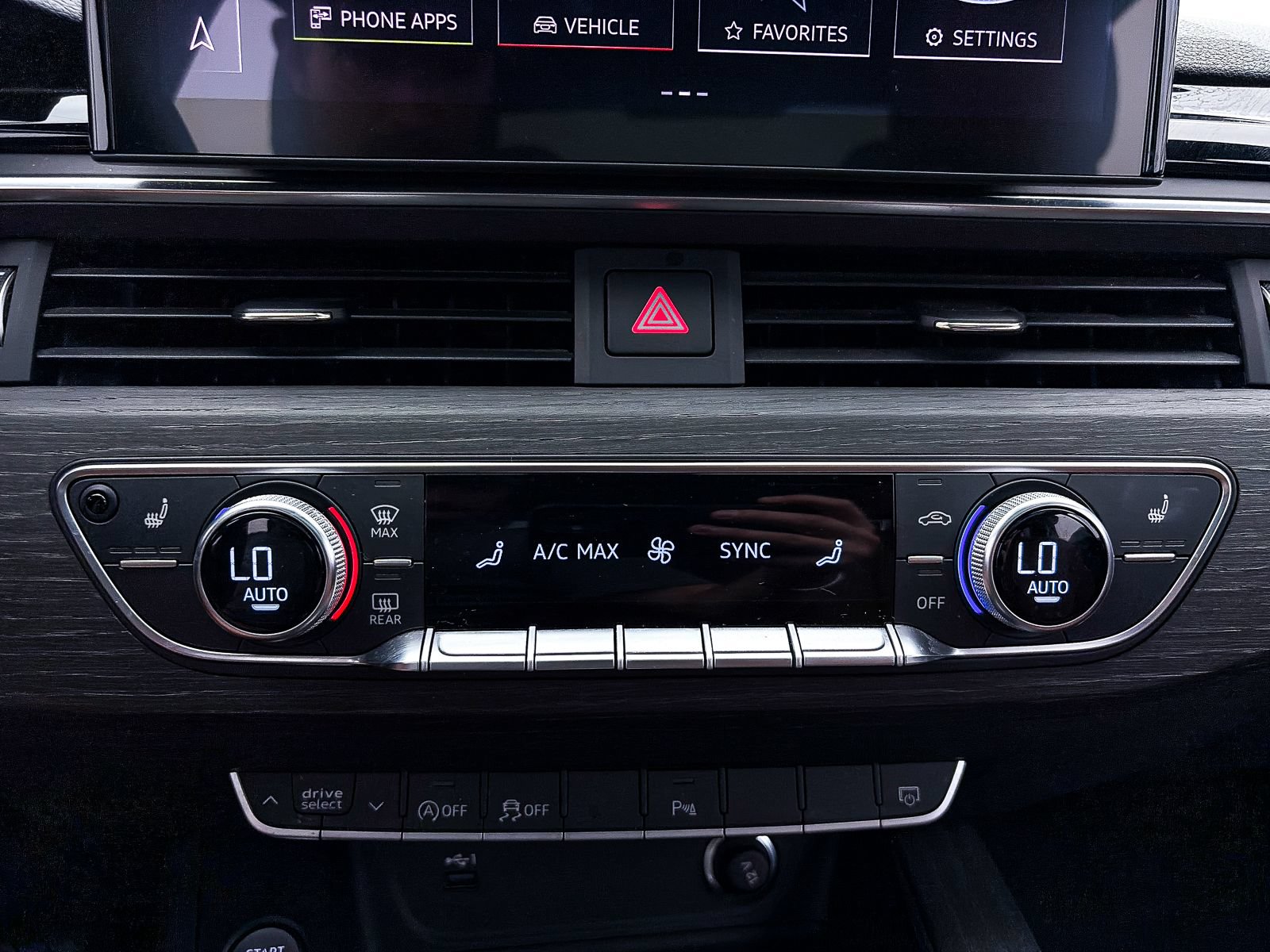 Used 2023 Audi A4 2.0T Premium Plus AWD/4WD image 27