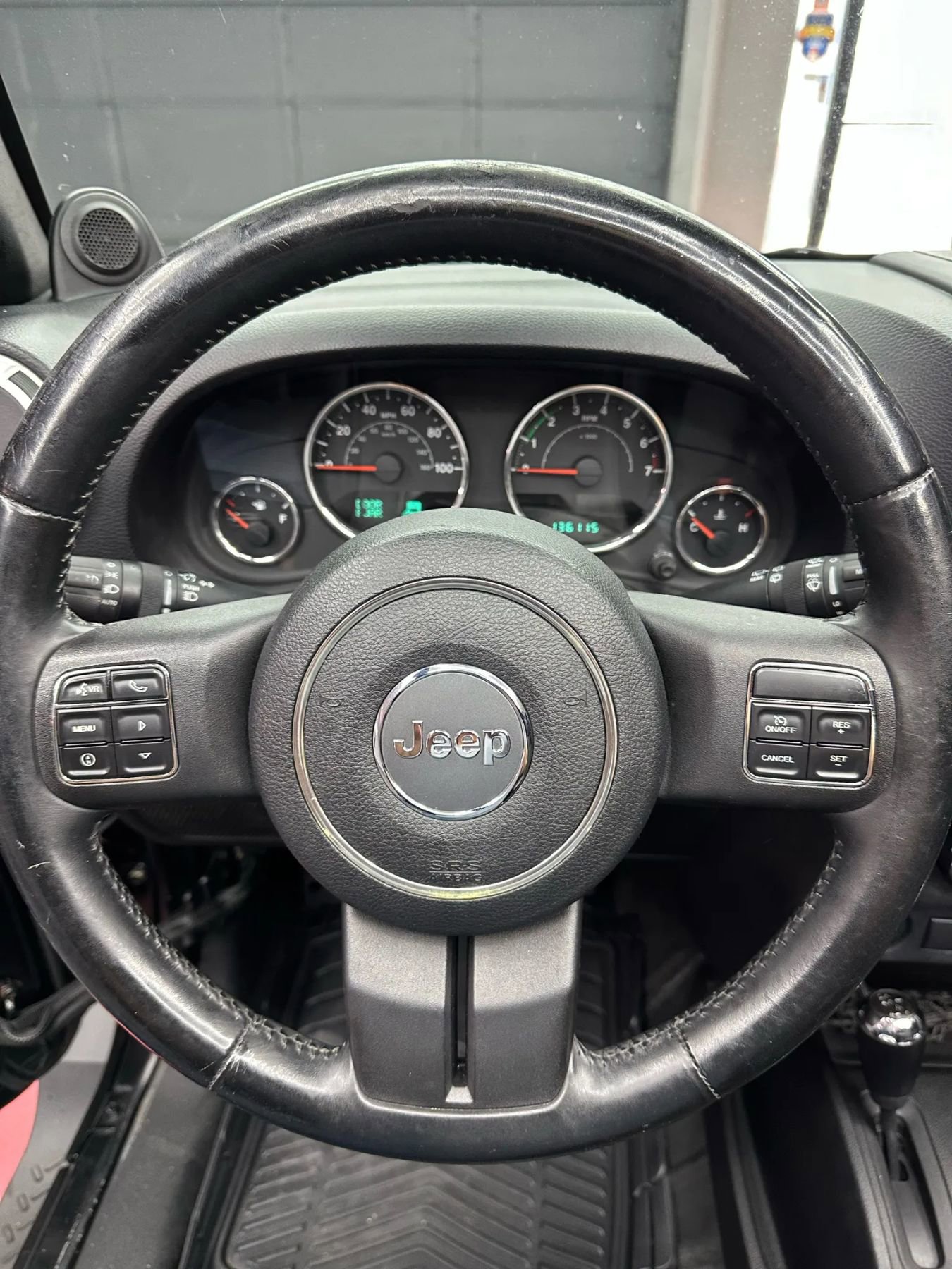 Used 2012 Jeep Wrangler Unlimited Sahara w/ Dual Top Group AWD/4WD image 12