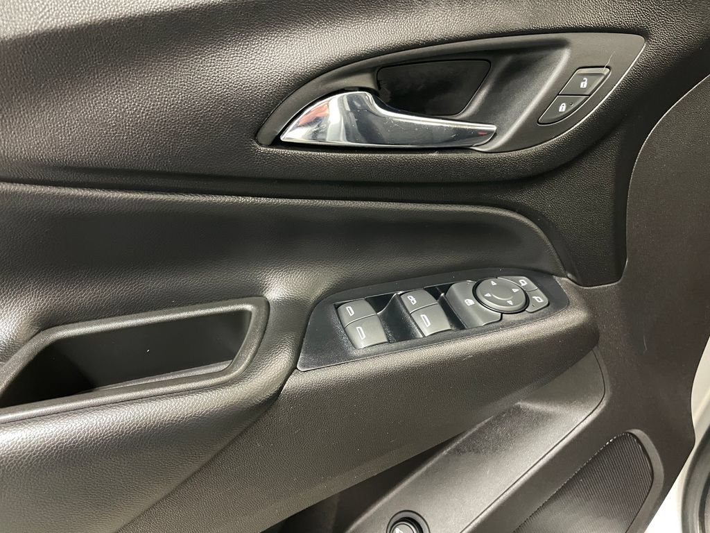 Used 2019 Chevrolet Equinox LT AWD/4WD image 24