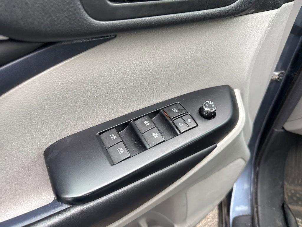 Used 2018 Toyota Highlander XLE image 8