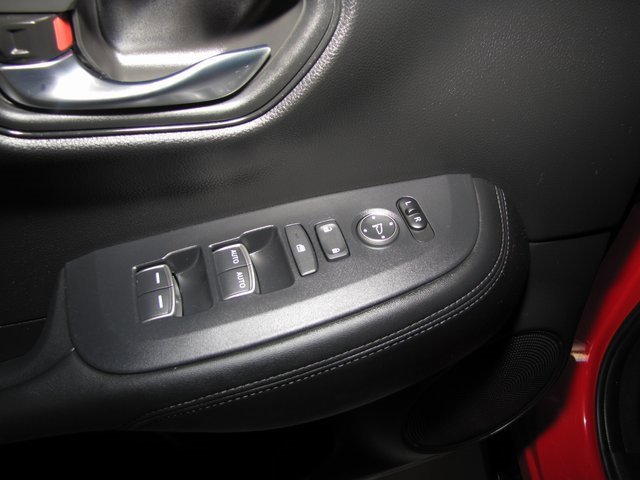 Certified 2024 Honda HR-V EX-L image 11