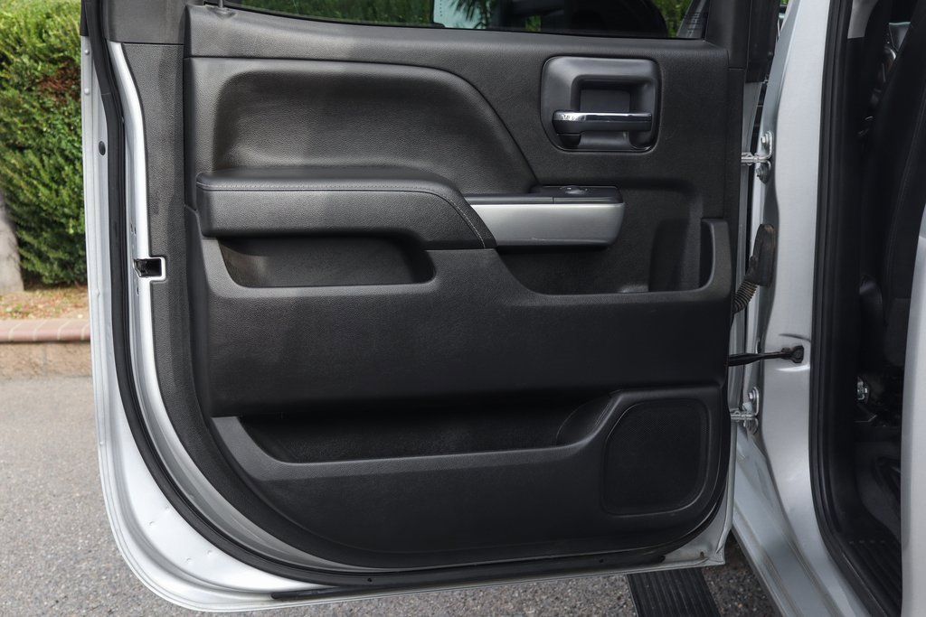 Used 2019 Chevrolet Silverado 2500 LTZ w/ Duramax Plus Package image 38