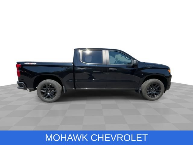Used 2022 Chevrolet Silverado 1500 Custom AWD/4WD image 9