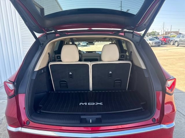 Used 2023 Acura MDX w/ Technology Package AWD/4WD image 9
