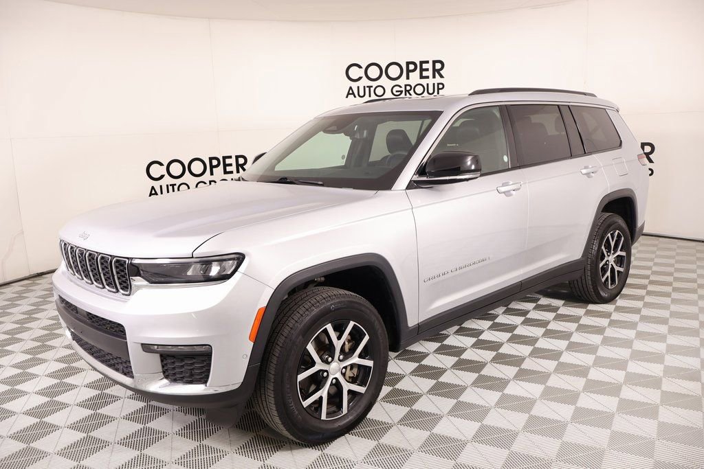 Used 2024 Jeep Grand Cherokee L Limited w/ Luxury Tech Group II image 11