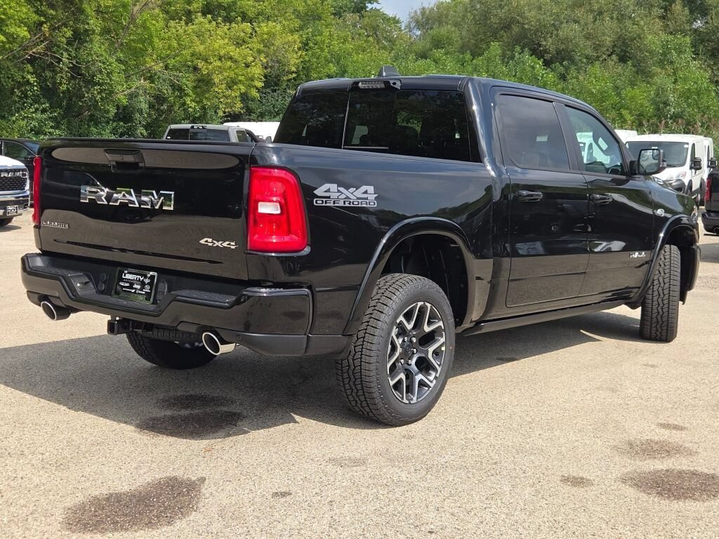 New 2027 RAM 1500 Laramie AWD/4WD image 10