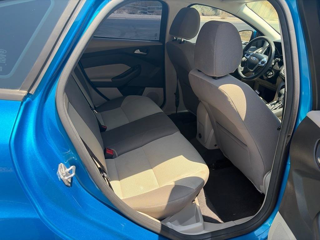 Used 2014 Ford Focus SE FWD image 19