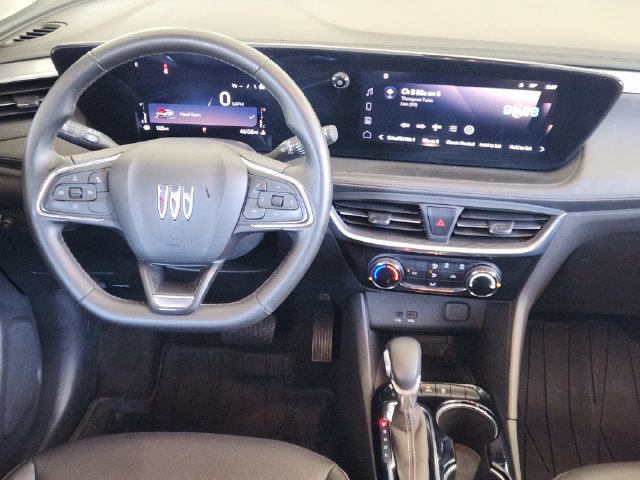 Used 2024 Buick Encore GX Sport Touring FWD image 27