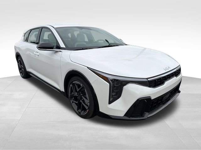 New 2026 Kia K4 GT-Line FWD image 1