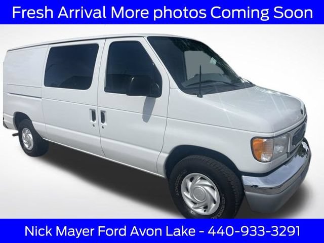Used 2002 Ford E-150 and Econoline 150 RWD image 9