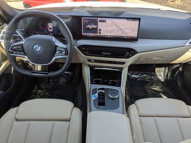 Used 2025 BMW i4 eDrive40 w/ Premium Package image 14