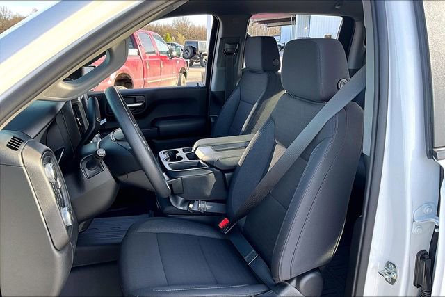 New 2026 GMC Sierra 1500 Pro w/ Graphite Edition image 9