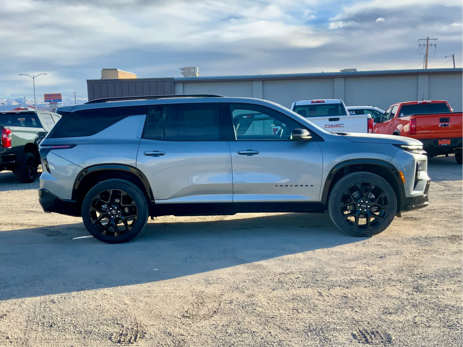 New 2026 Chevrolet Traverse RS w/ LPO, Floor Liner Package image 6