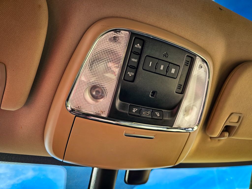 Used 2017 Jeep Grand Cherokee Limited image 32