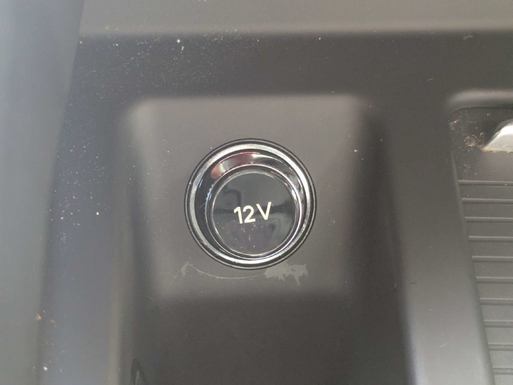 Used 2024 Audi Q8 e-tron Premium Plus AWD/4WD image 32