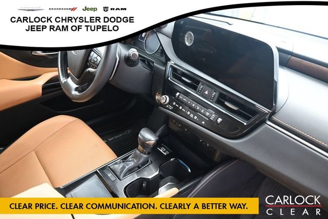 Used 2024 Lexus ES 250 w/ Premium Package AWD/4WD image 39
