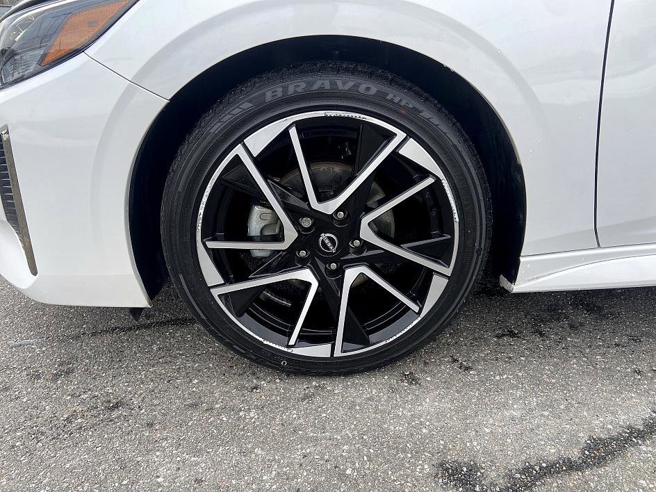 Certified 2024 Nissan Sentra SR image 8