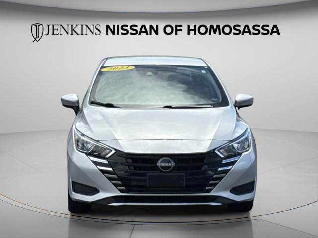 Certified 2023 Nissan Versa SV FWD image 3