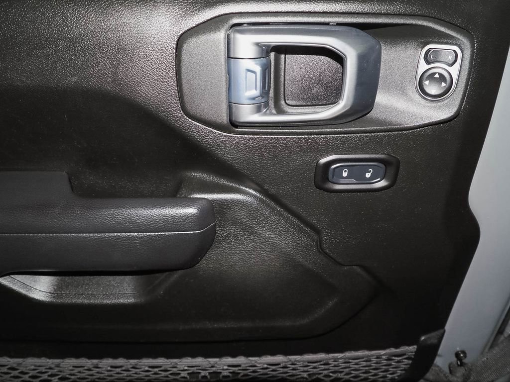 Used 2022 Jeep Wrangler Unlimited Sport image 25