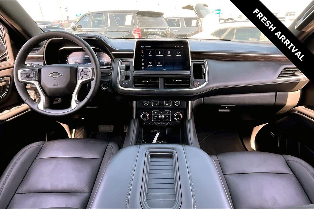 Used 2024 Chevrolet Tahoe Z71 w/ Luxury Package AWD/4WD image 7