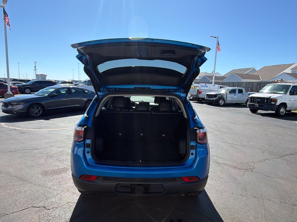 Used 2022 Jeep Compass Limited AWD/4WD image 52
