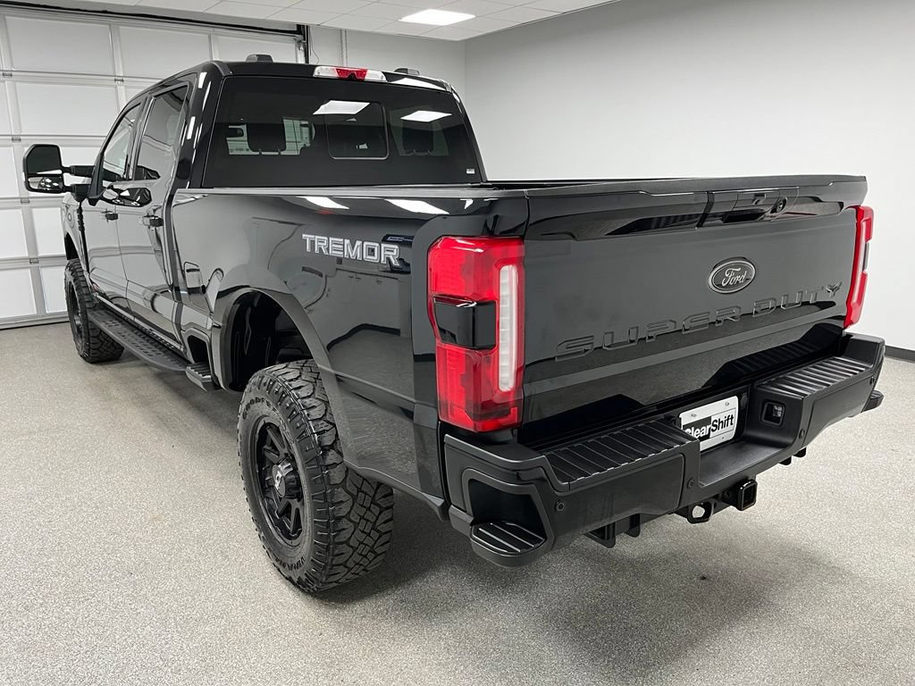 Used 2024 Ford F350 Lariat w/ Lariat Ultimate Package AWD/4WD image 7