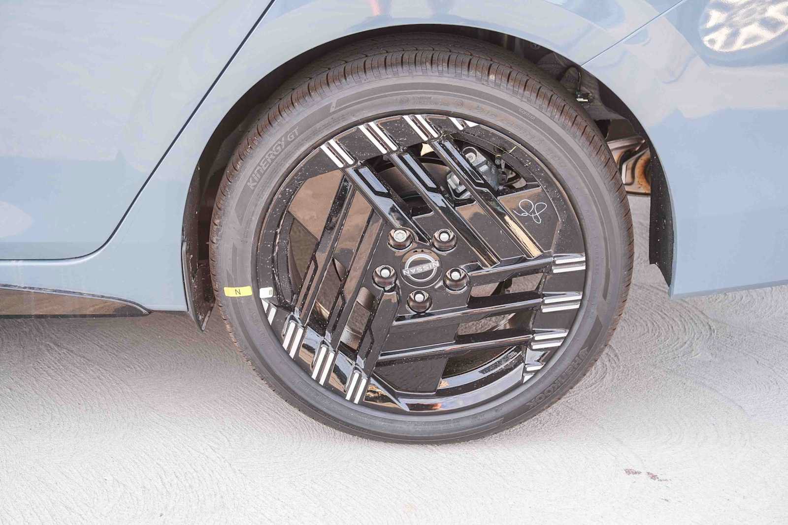 New 2027 Nissan Sentra SR FWD image 9