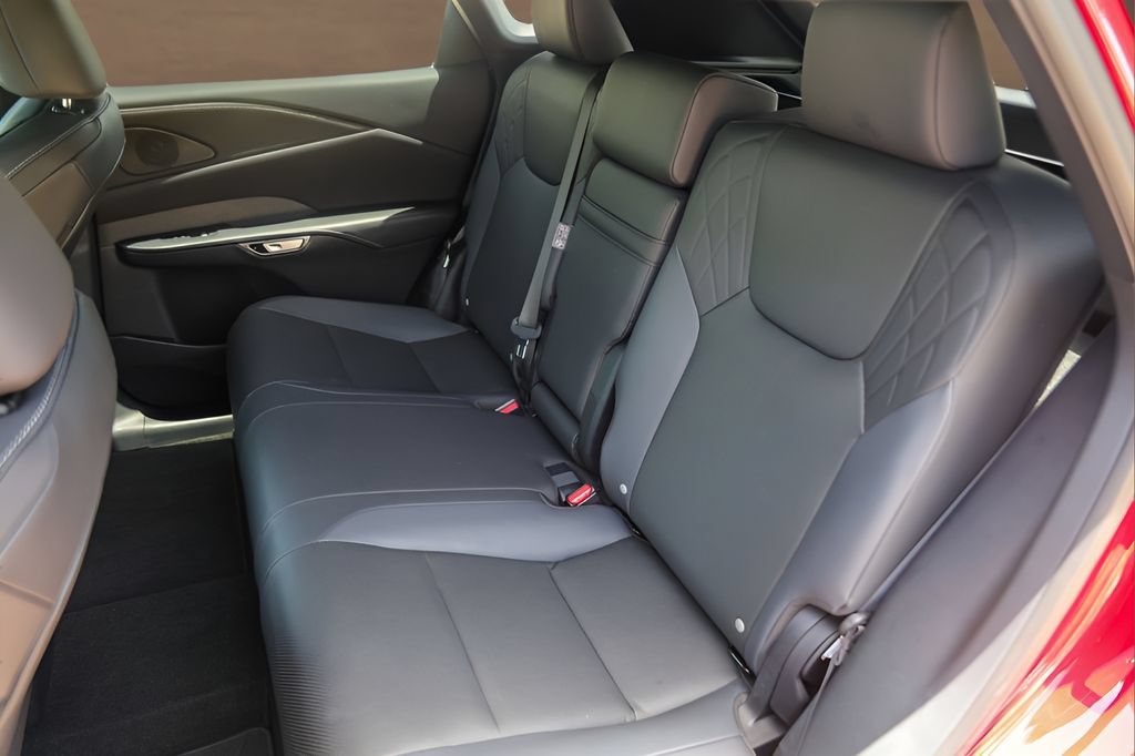 Used 2024 Lexus RX 350 FWD w/ Technology Package image 24