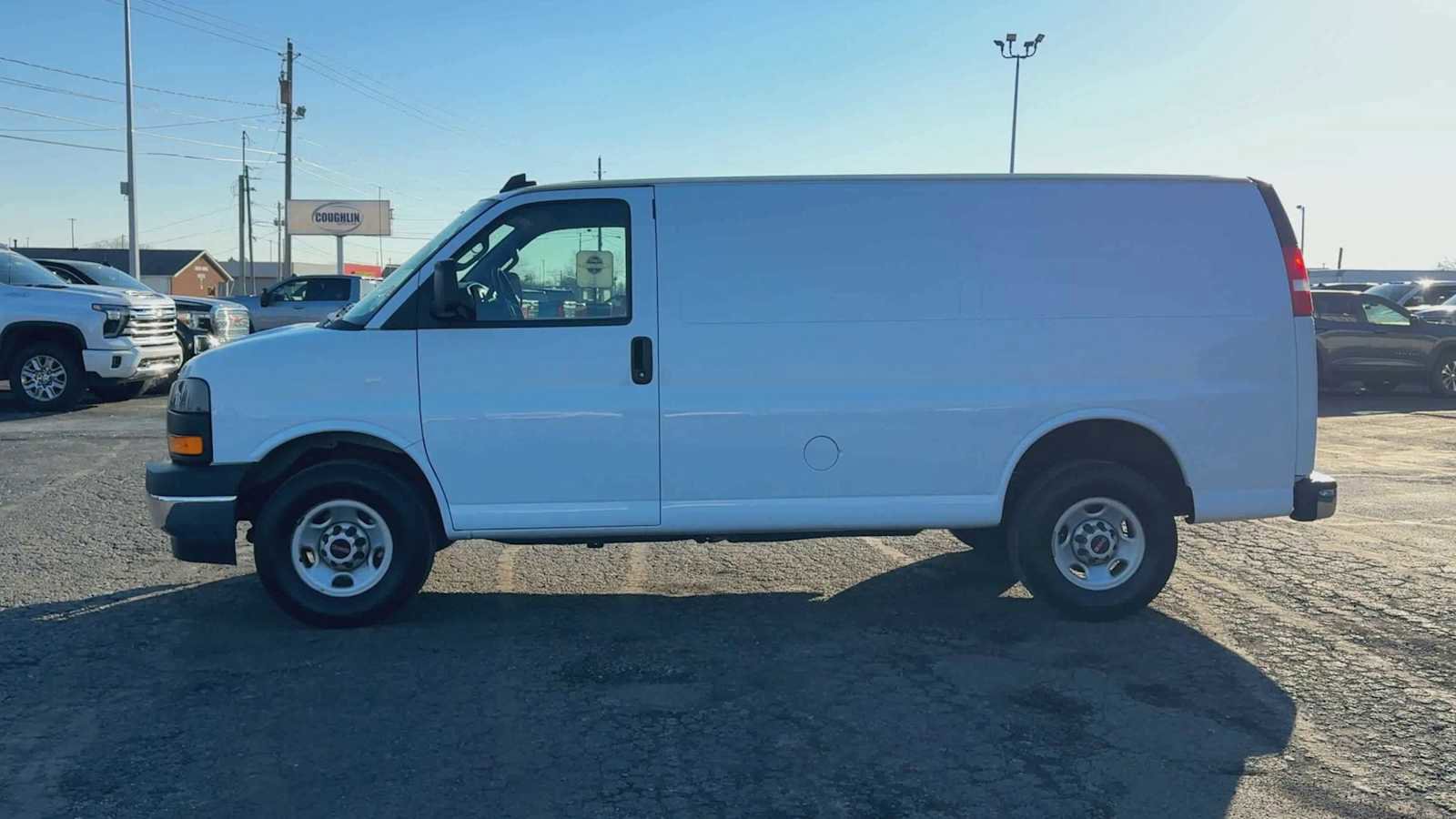 Certified 2024 GMC Savana 2500 w/ Driver Convenience Package RWD image 5