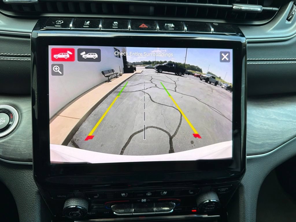Certified 2023 Jeep Grand Cherokee Limited w/ Luxury Tech Group II AWD/4WD image 89