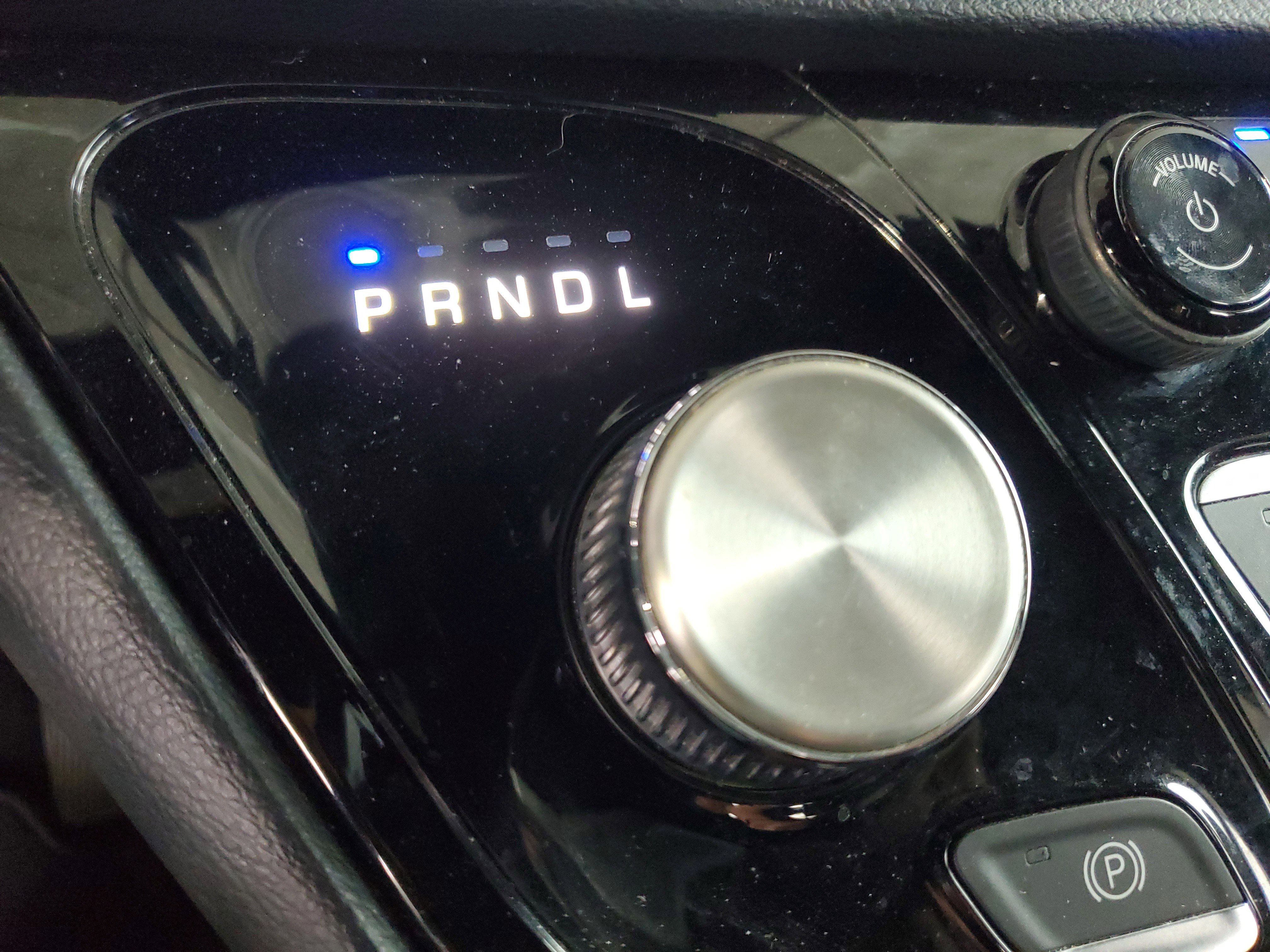 Used 2020 Chrysler Pacifica Touring-L Plus FWD image 30