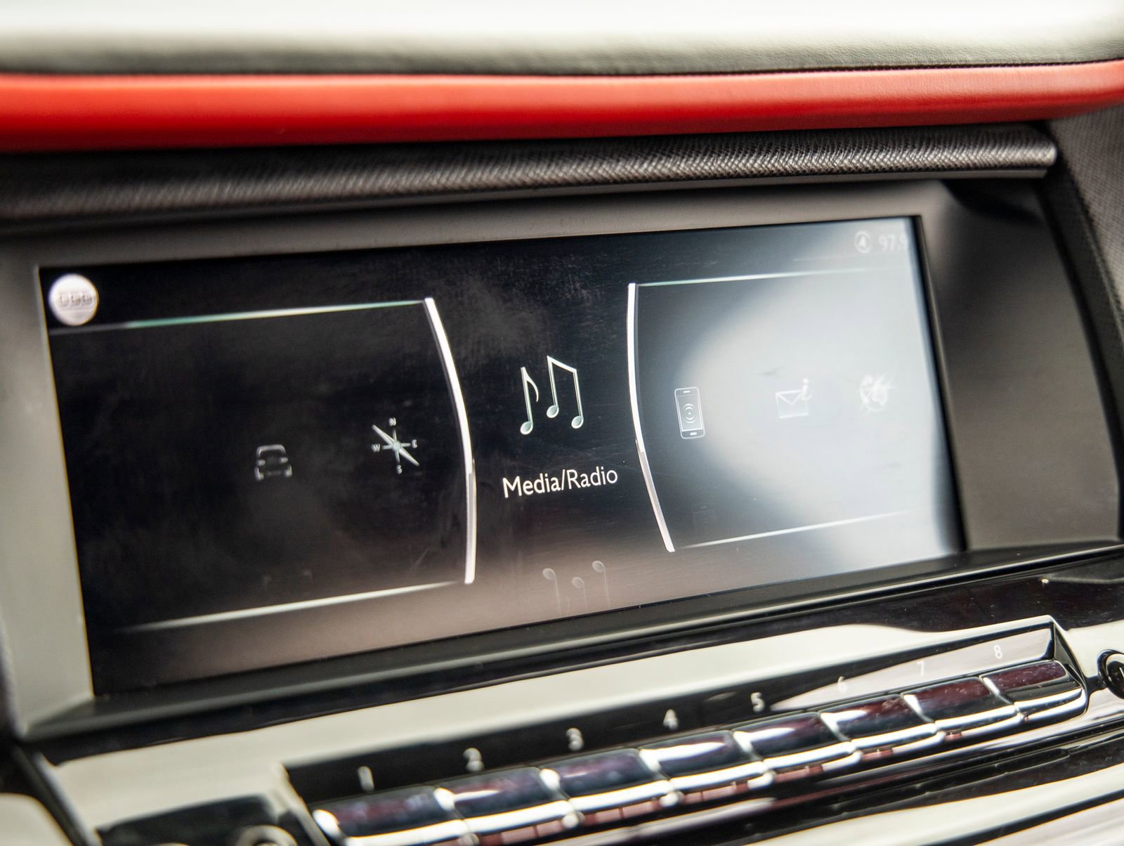 Certified 2021 Rolls-Royce Cullinan image 32