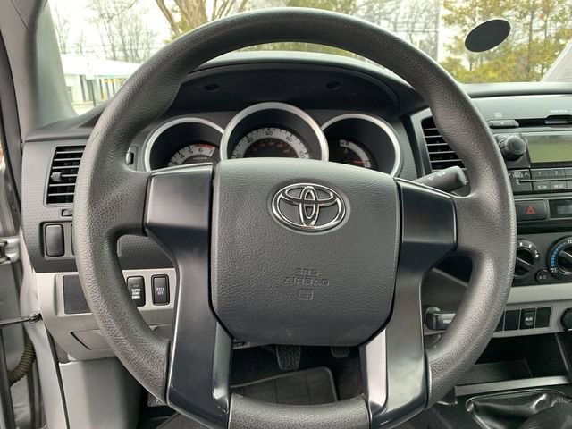 Used 2012 Toyota Tacoma 4x4 Regular Cab image 16