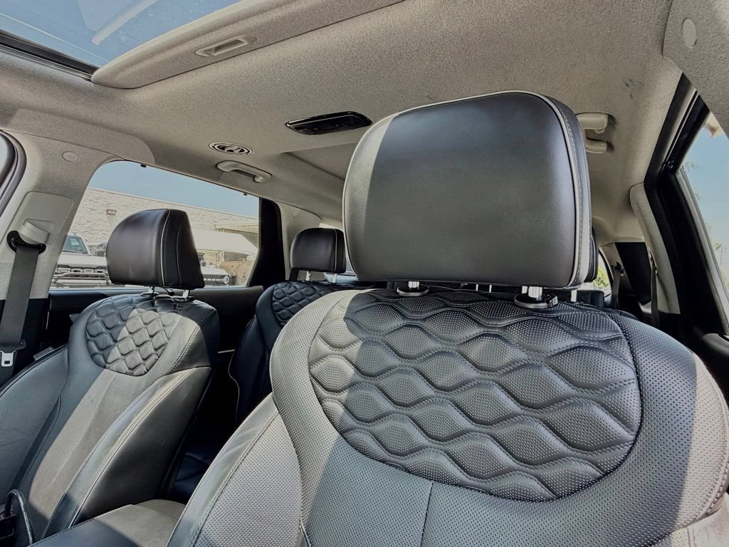 Used 2022 Hyundai Palisade Limited w/ Cargo Package FWD image 22
