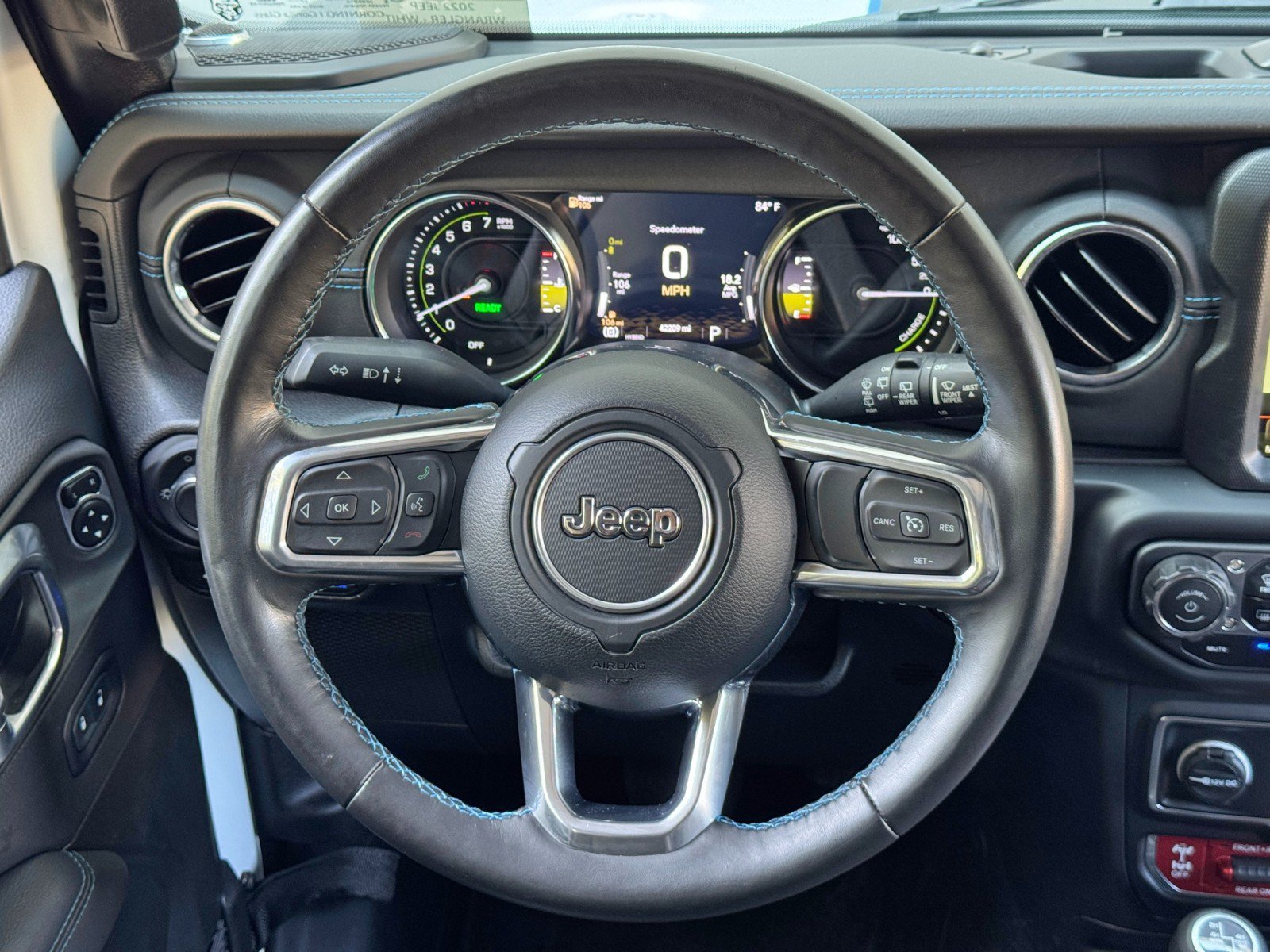 Used 2022 Jeep Wrangler Unlimited Rubicon 4xe w/ Cold Weather Group AWD/4WD image 22