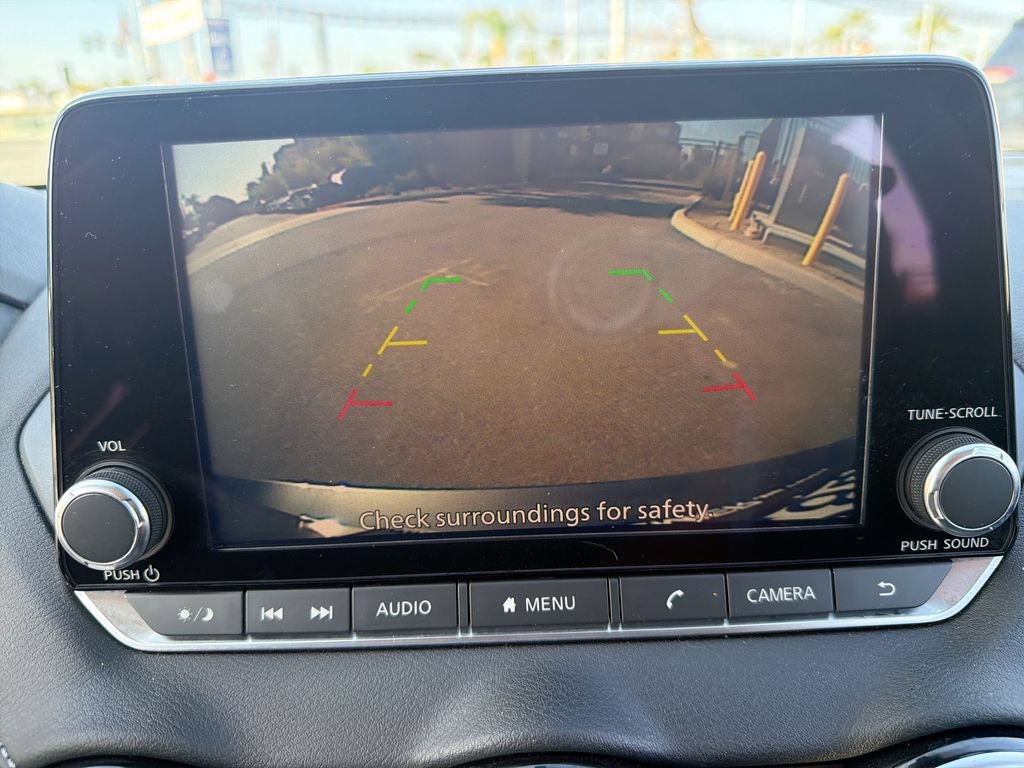 Used 2020 Nissan Sentra SV FWD image 22