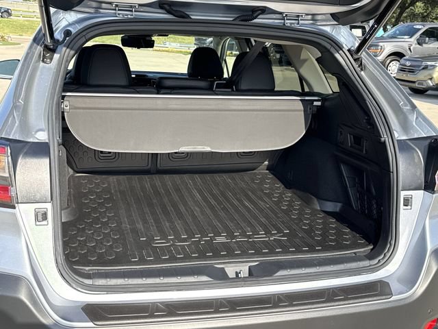Certified 2025 Subaru Outback Touring AWD/4WD image 13