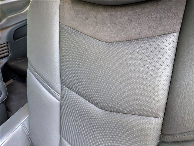 Used 2020 Cadillac Escalade Luxury image 15