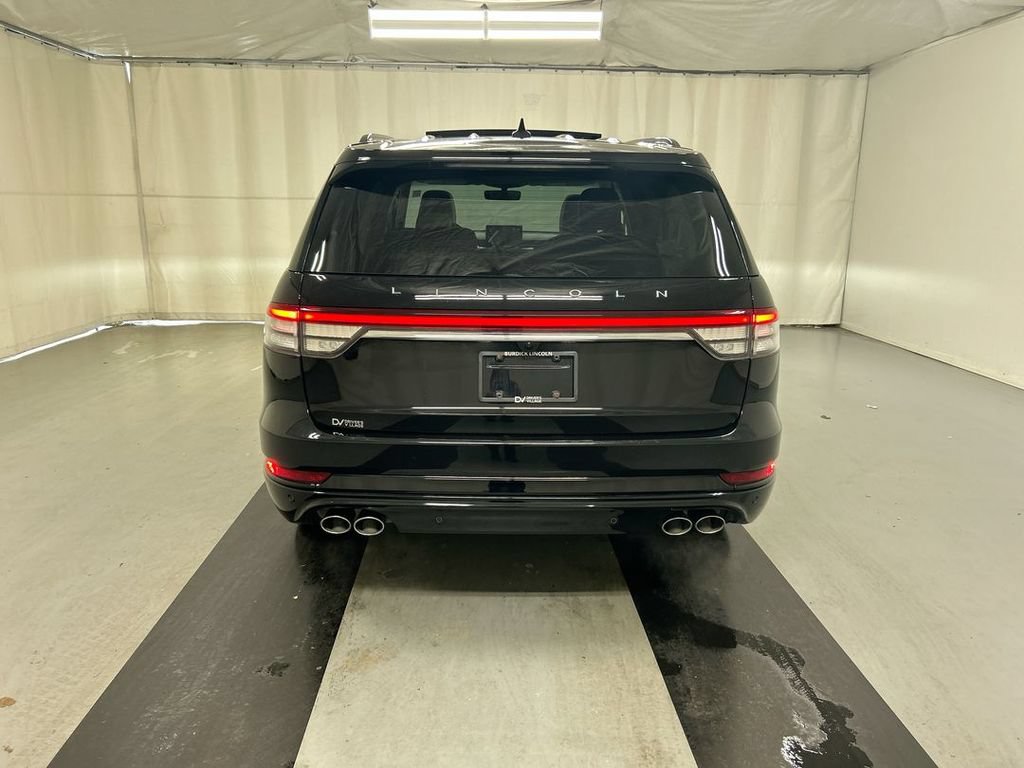 Used 2023 Lincoln Aviator Reserve w/ Equipment Group 201A AWD/4WD image 23