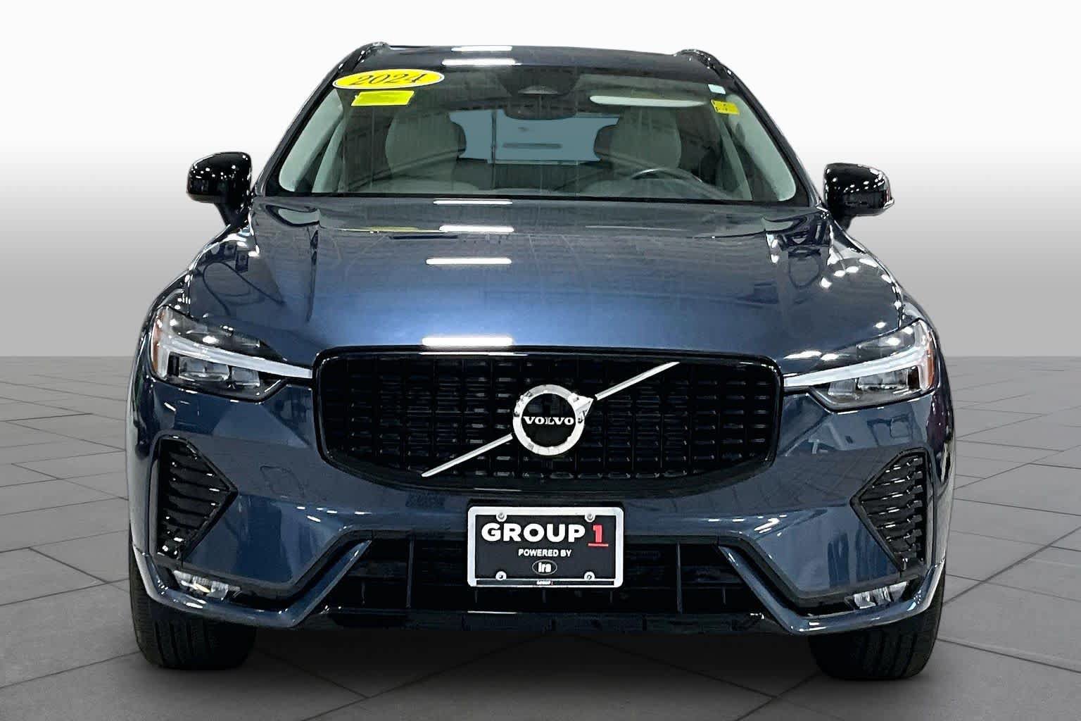 Used 2024 Volvo XC60 B5 Core w/ Protection Package Premier AWD/4WD image 4
