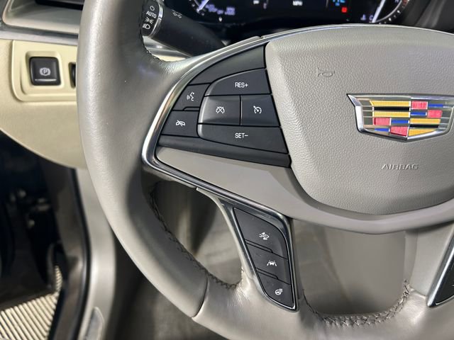 Used 2019 Cadillac XT5 Luxury image 16